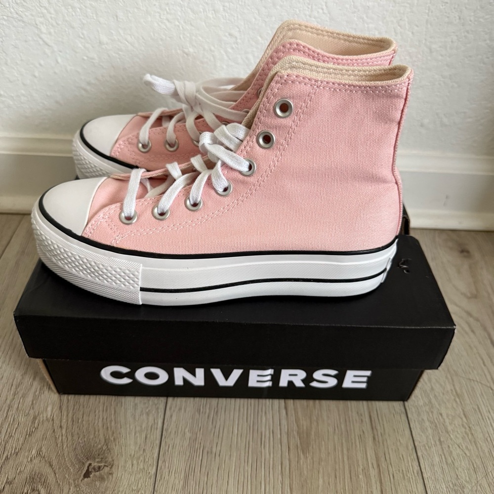Platform Converse